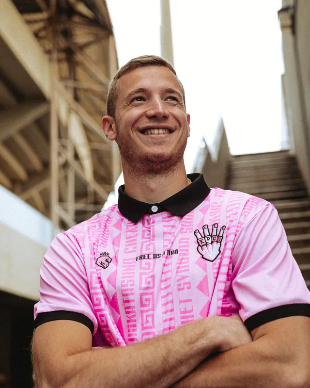 Pink Krasava jersey with FREEDOM pattern